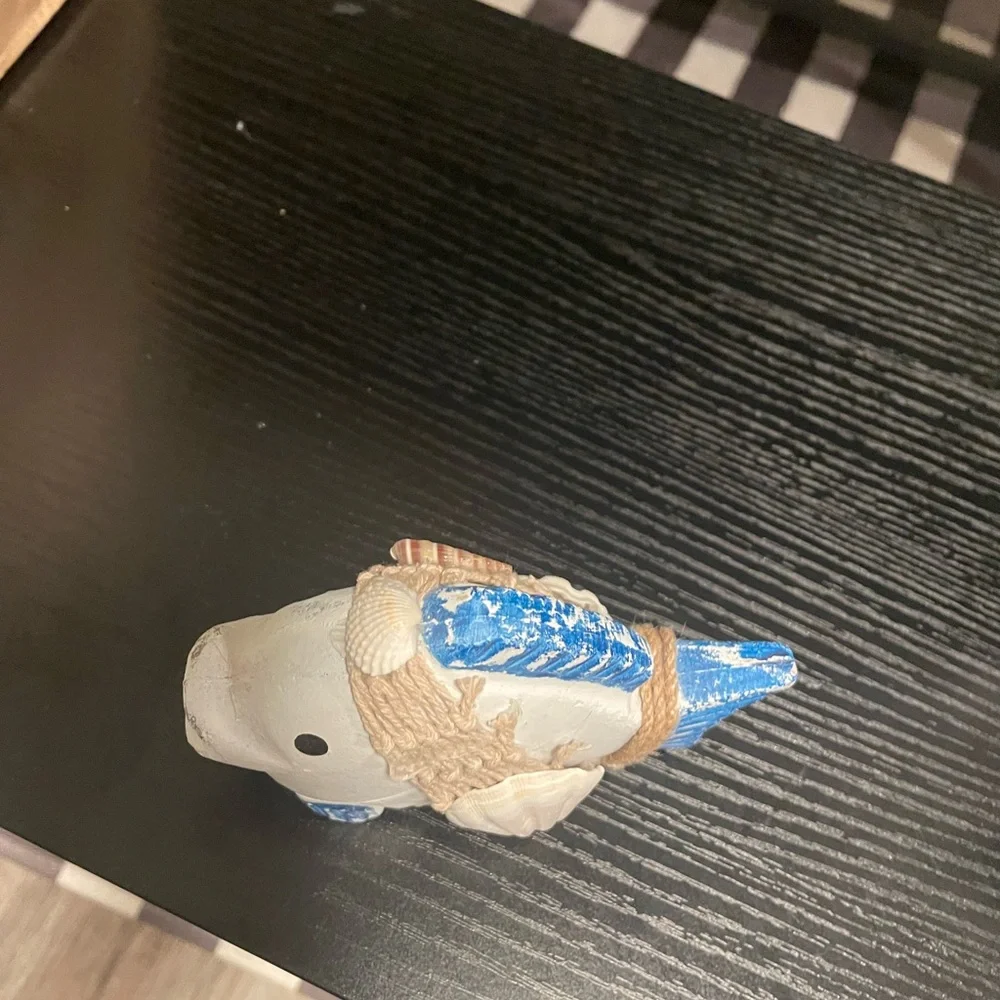 Handcrafted Blue and White Decorative Fish With Shells - Picture 4 of 6